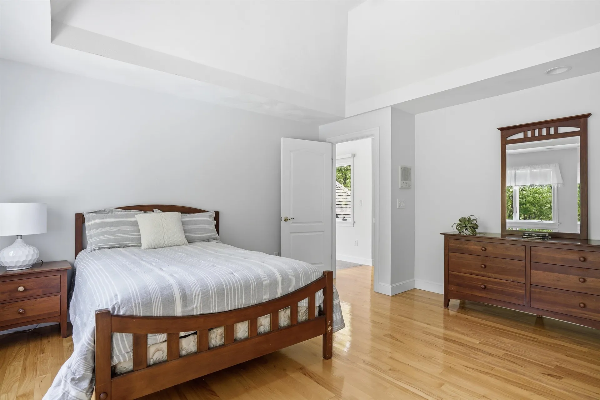 54 Sharon Road Windham NH 03087