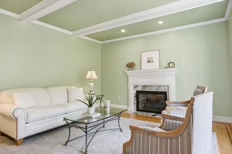 54 Sharon Road Windham NH 03087