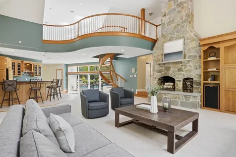 54 Sharon Road Windham NH 03087