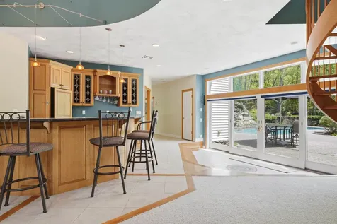 54 Sharon Road Windham NH 03087