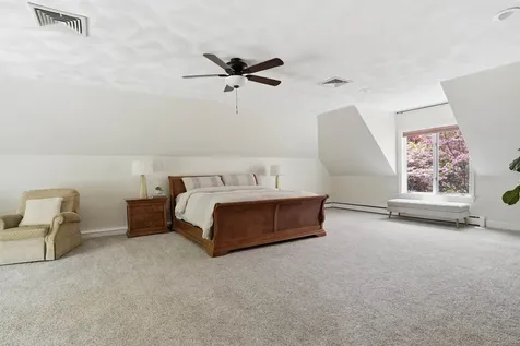 54 Sharon Road Windham NH 03087