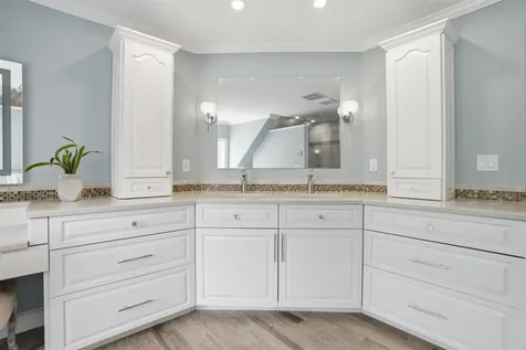 54 Sharon Road Windham NH 03087