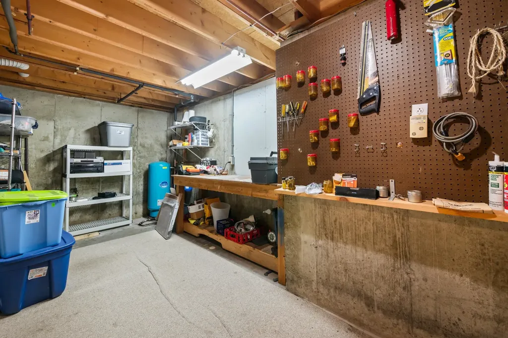 18 Walker Pond Road Conway NH 03818