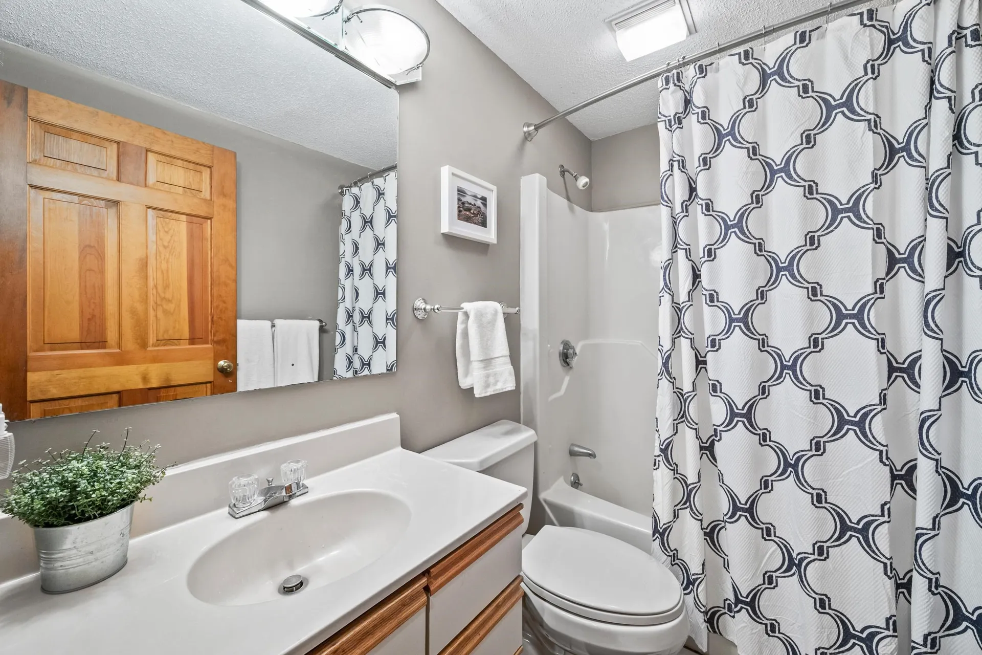 18 Walker Pond Road Conway NH 03818