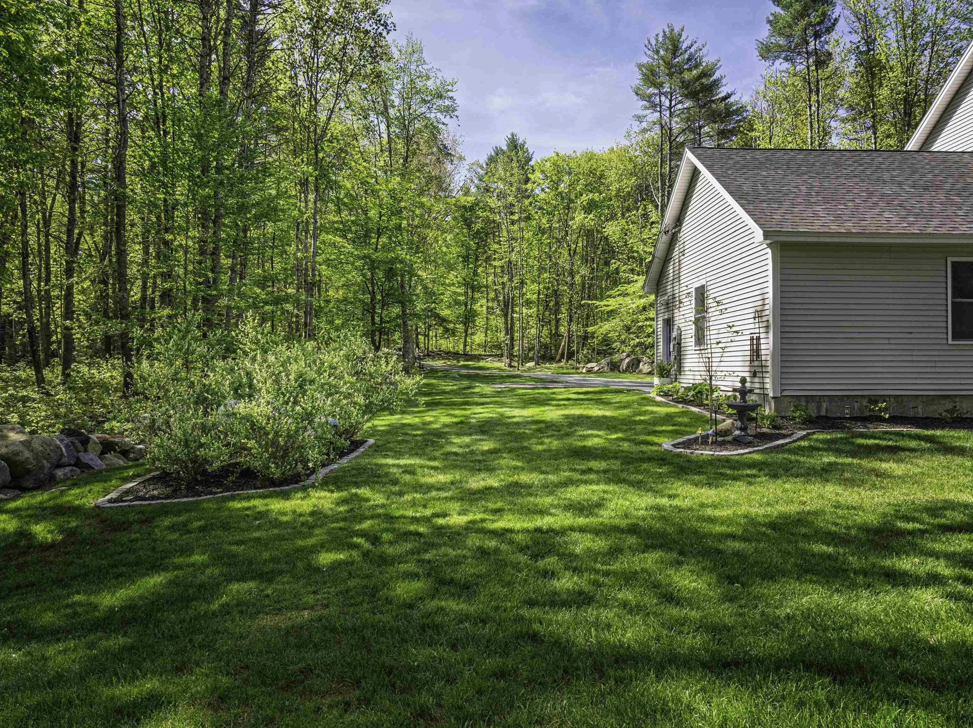 16 Stagecoach Road Barrington NH 03825