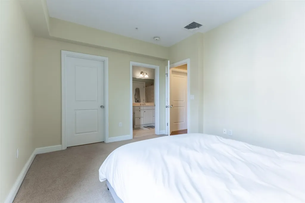 77 Hanover Street Portsmouth NH 03801