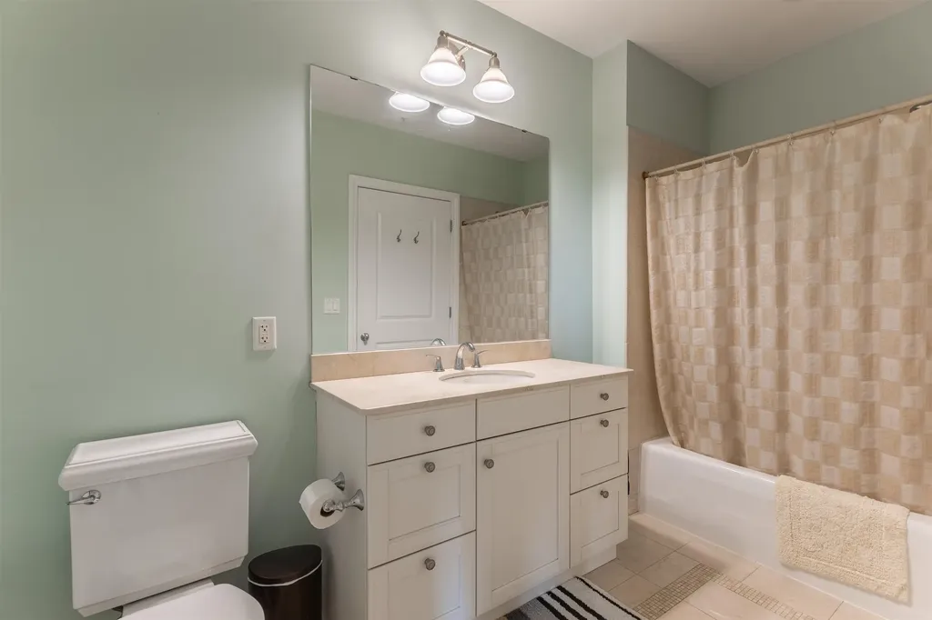 77 Hanover Street Portsmouth NH 03801