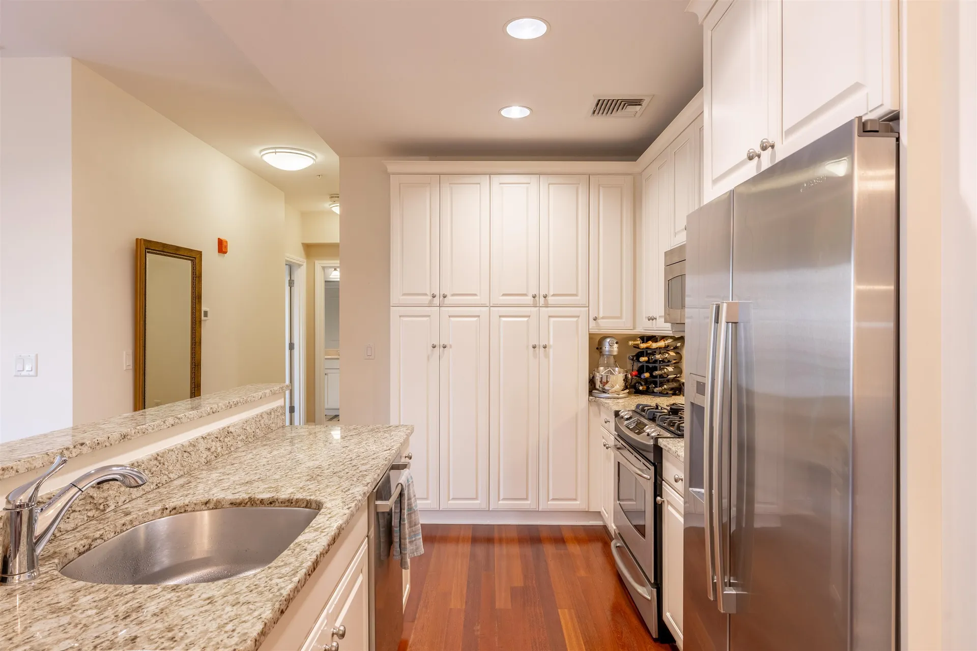 77 Hanover Street Portsmouth NH 03801