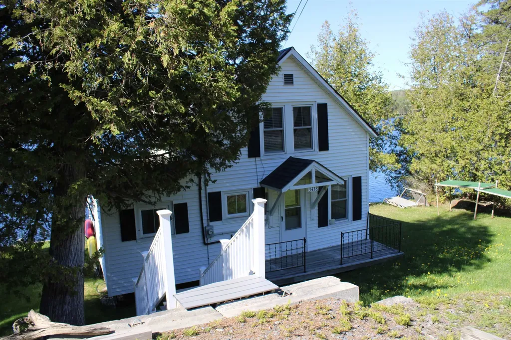 3438 Us Route 2 West Danville VT 05828