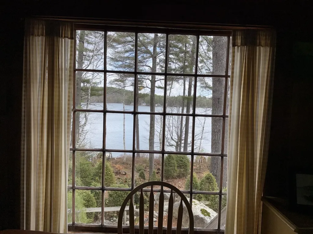 34 Observatory Road Meredith NH 03253