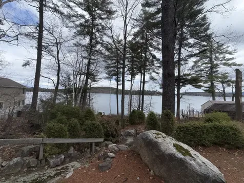 34 Observatory Road Meredith NH 03253