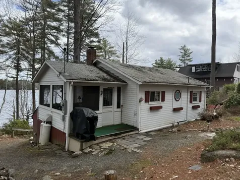 34 Observatory Road Meredith NH 03253