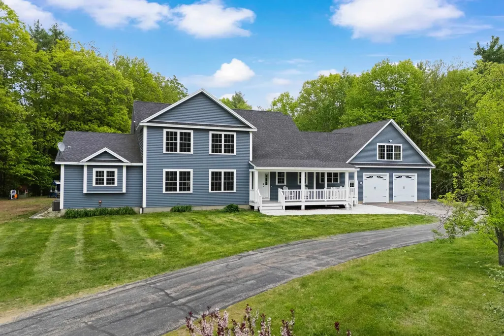 25 Cameron Drive Pittsfield NH 03263