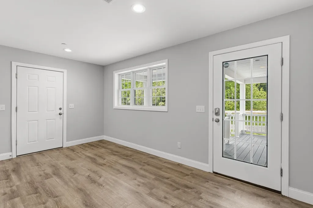 25 Cameron Drive Pittsfield NH 03263
