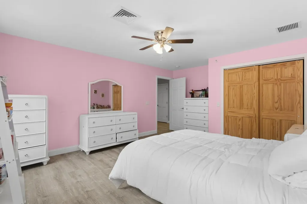 25 Cameron Drive Pittsfield NH 03263