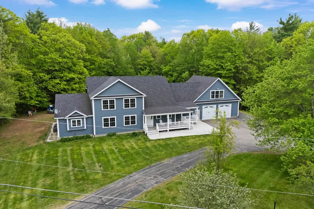 25 Cameron Drive Pittsfield NH 03263