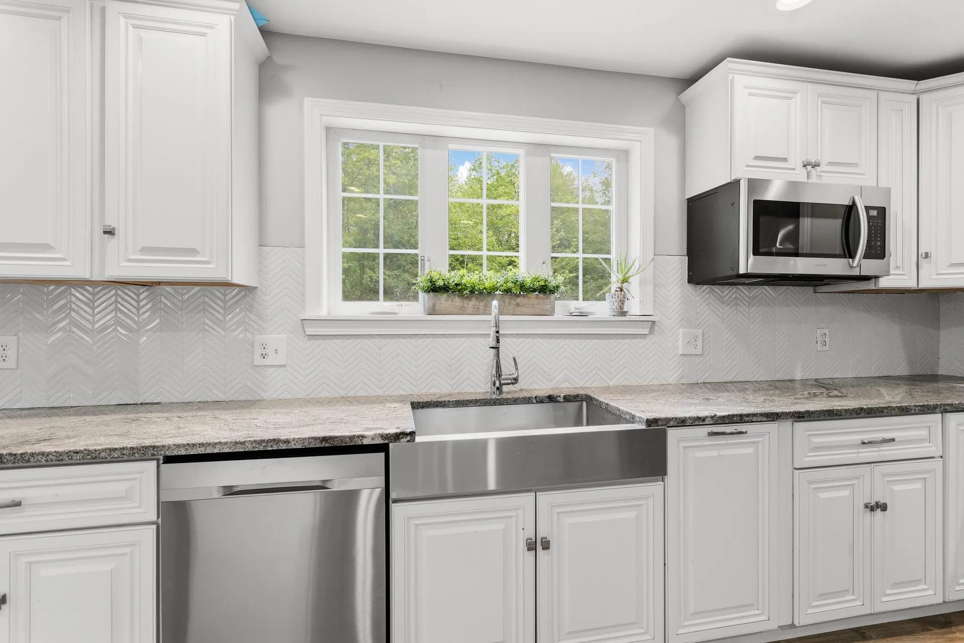 25 Cameron Drive Pittsfield NH 03263