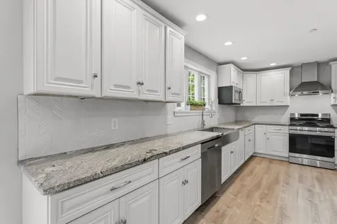 25 Cameron Drive Pittsfield NH 03263