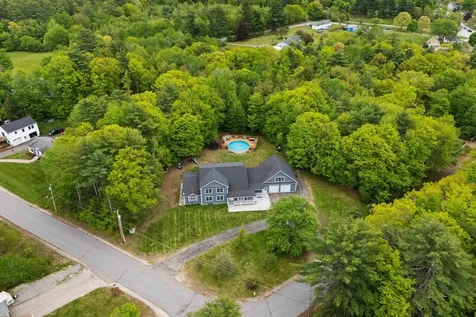 25 Cameron Drive Pittsfield NH 03263