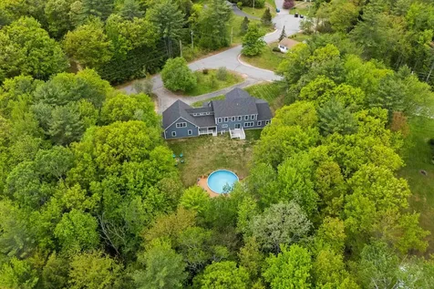25 Cameron Drive Pittsfield NH 03263