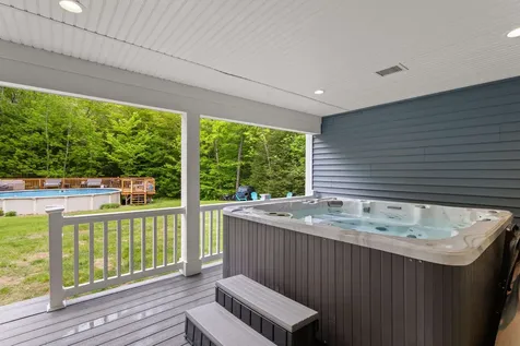 25 Cameron Drive Pittsfield NH 03263
