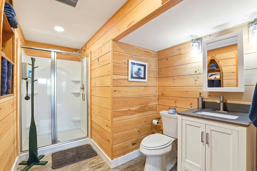 17 Wood Terrace Northwood NH 03261