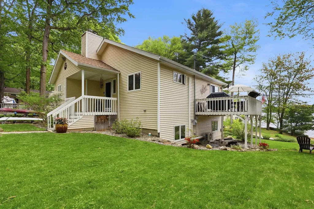 17 Wood Terrace Northwood NH 03261
