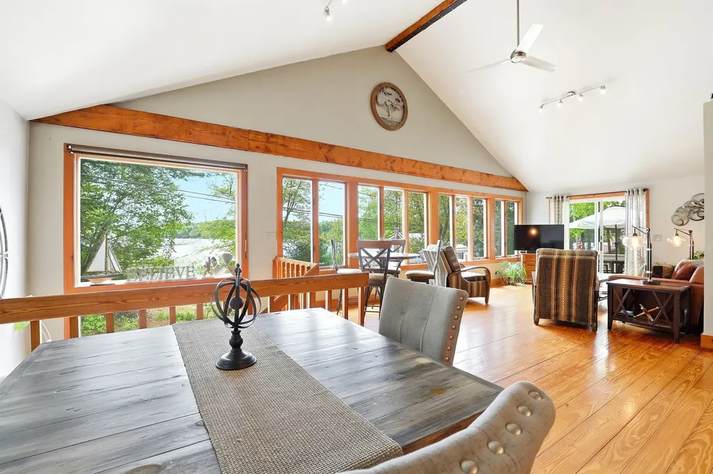 17 Wood Terrace Northwood NH 03261