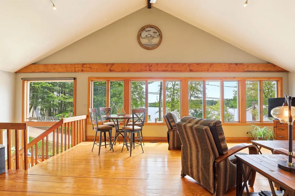 17 Wood Terrace Northwood NH 03261