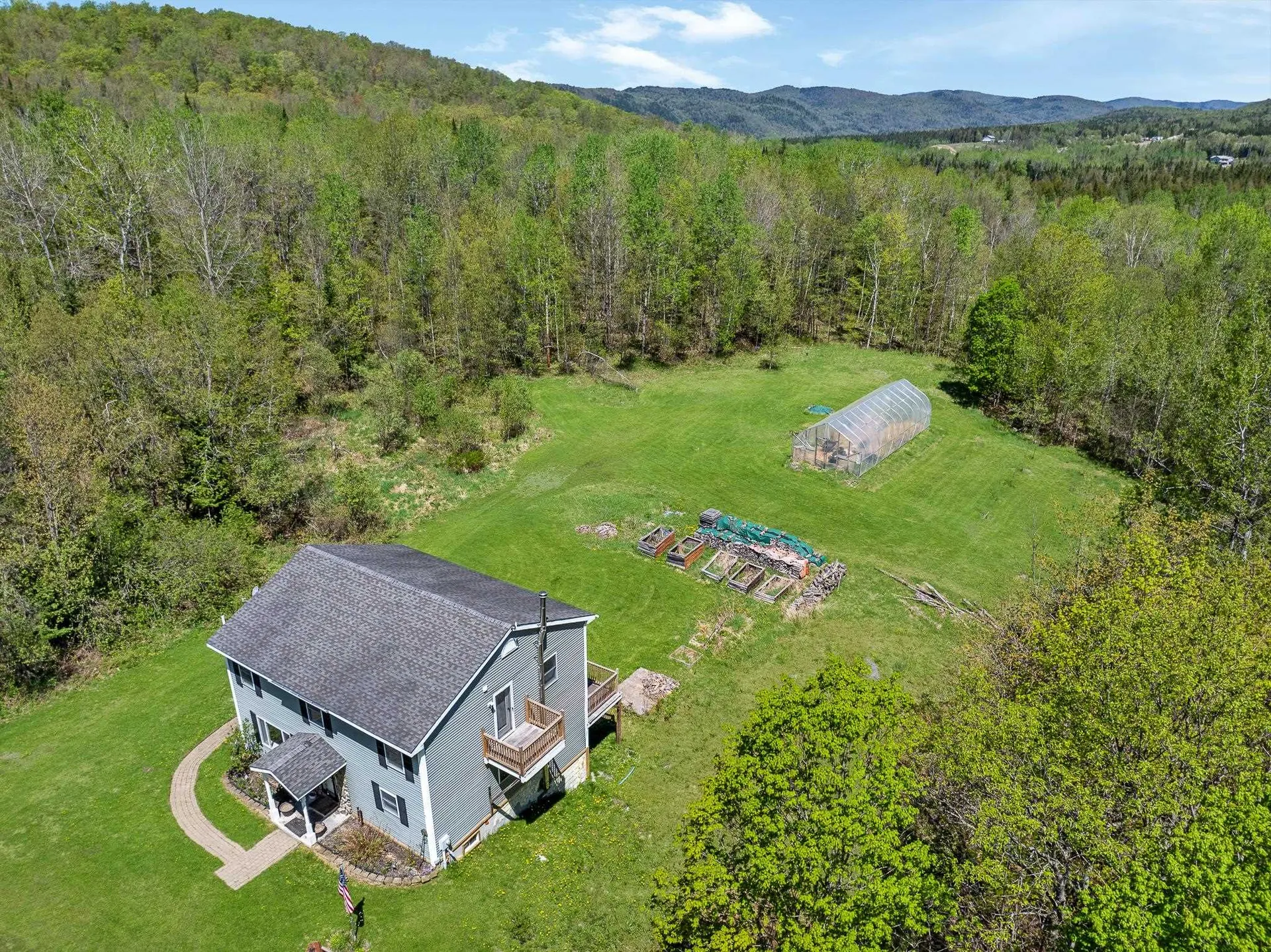 252 Moose Mountain Drive Stewartstown NH 03576