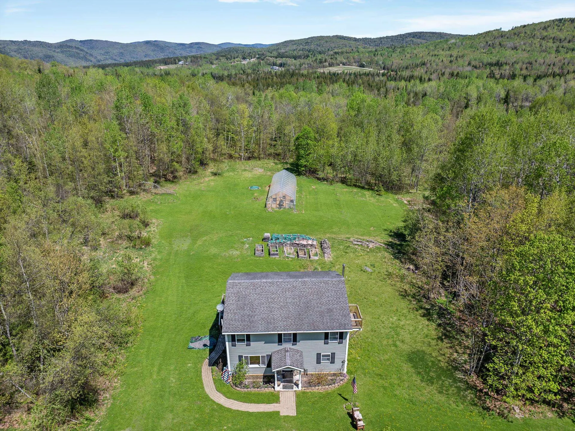 252 Moose Mountain Drive Stewartstown NH 03576