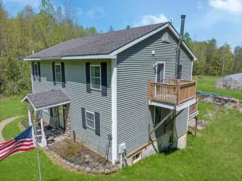 252 Moose Mountain Drive Stewartstown NH 03576