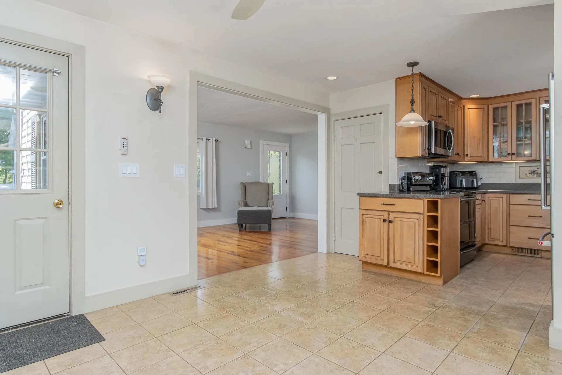 39 Dearborn Avenue Hampton NH 03842