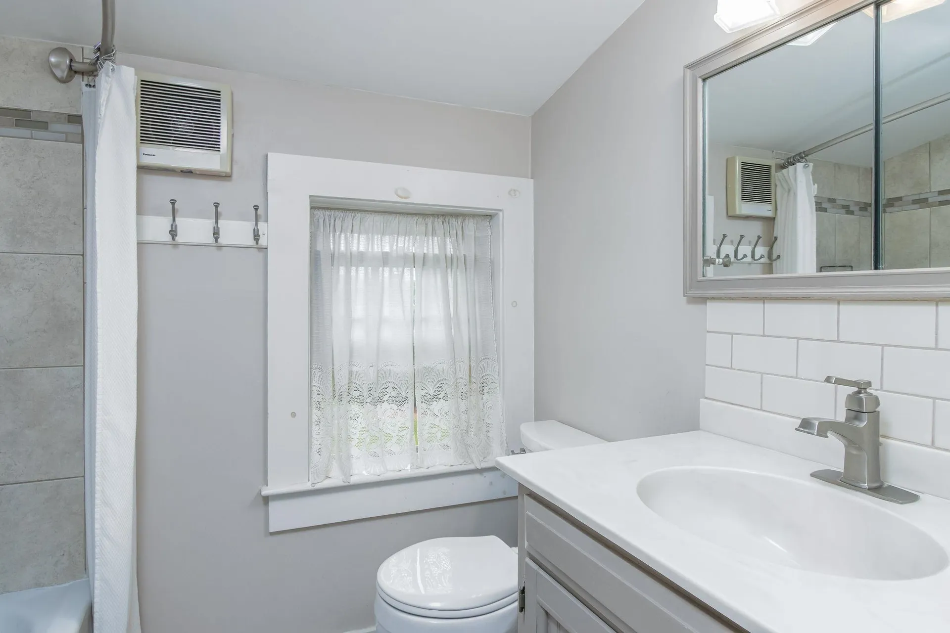 39 Dearborn Avenue Hampton NH 03842