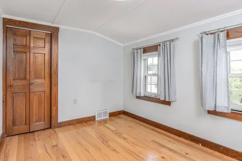 39 Dearborn Avenue Hampton NH 03842