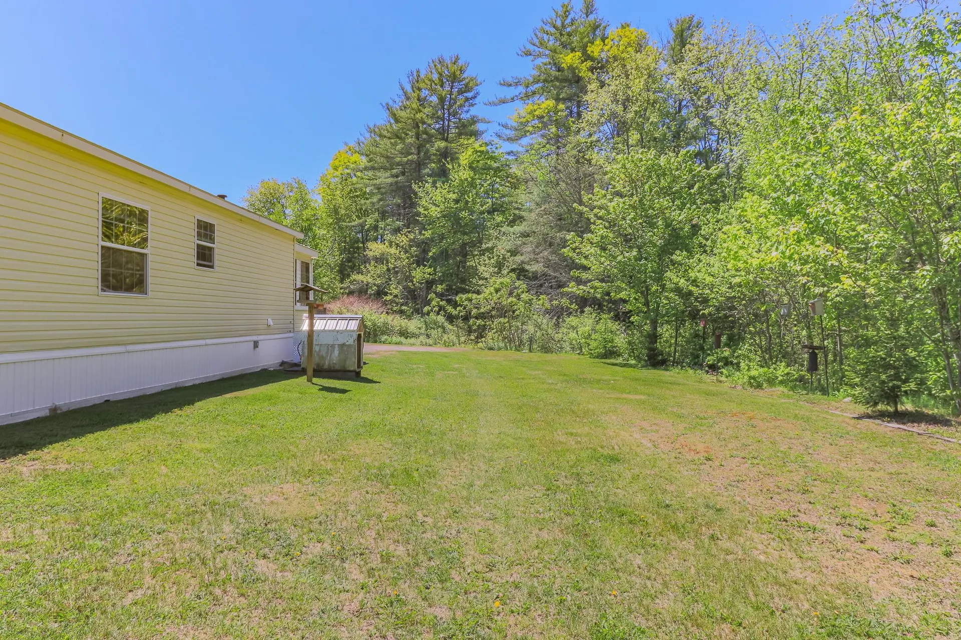 12 Mountain View Road Deerfield NH 03037