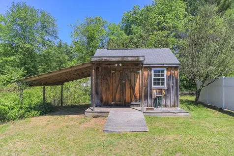 12 Mountain View Road Deerfield NH 03037