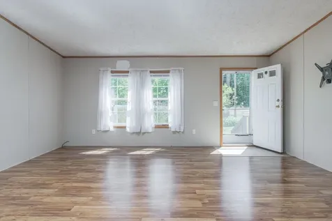 12 Mountain View Road Deerfield NH 03037