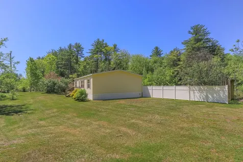 12 Mountain View Road Deerfield NH 03037