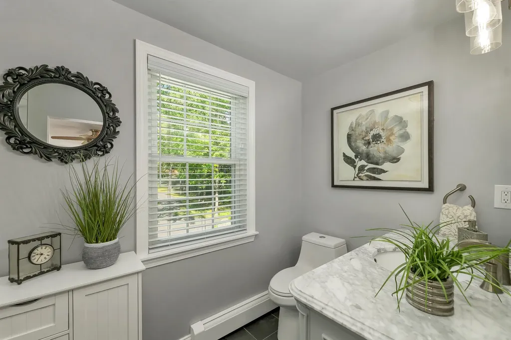71 Wentworth Drive Bedford NH 03110