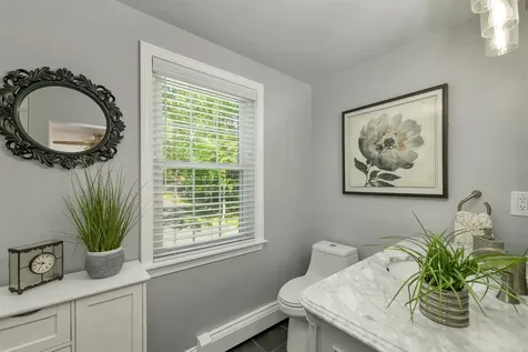 71 Wentworth Drive Bedford NH 03110