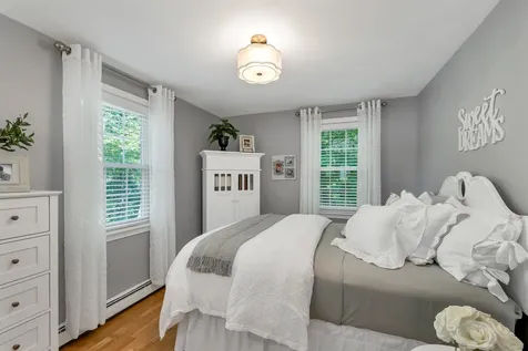 71 Wentworth Drive Bedford NH 03110