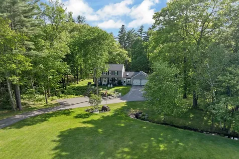 71 Wentworth Drive Bedford NH 03110