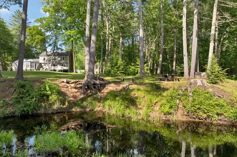 71 Wentworth Drive Bedford NH 03110