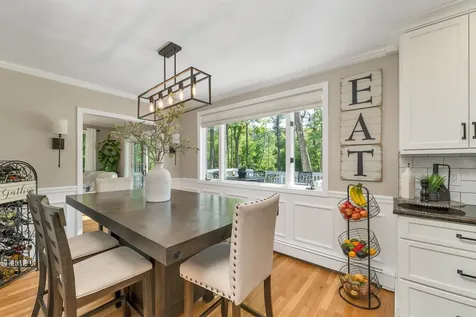 71 Wentworth Drive Bedford NH 03110