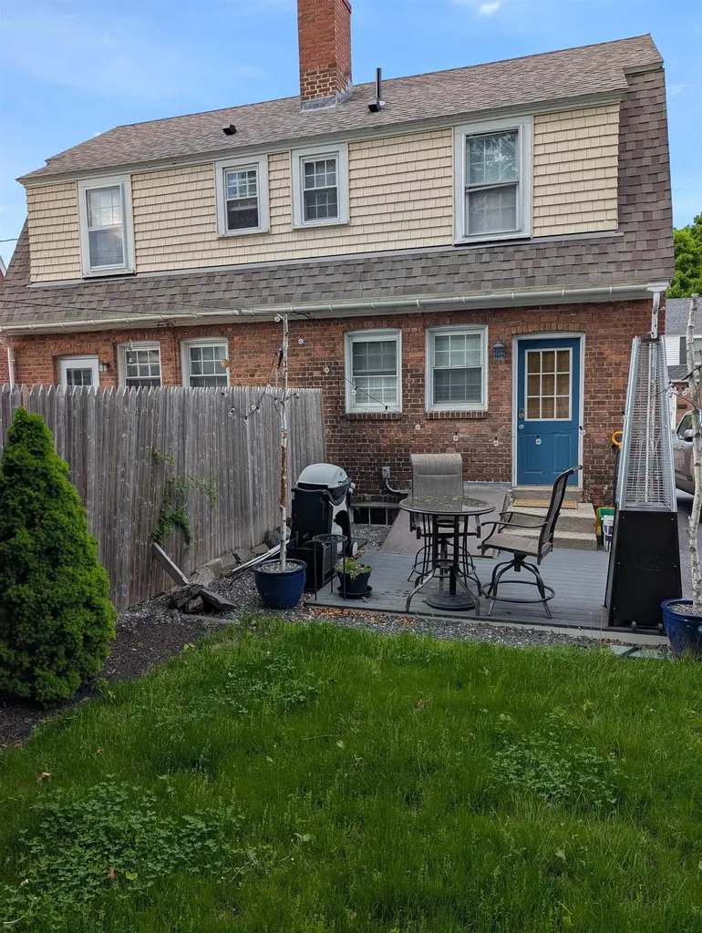 67 Porpoise Way Portsmouth NH 03801