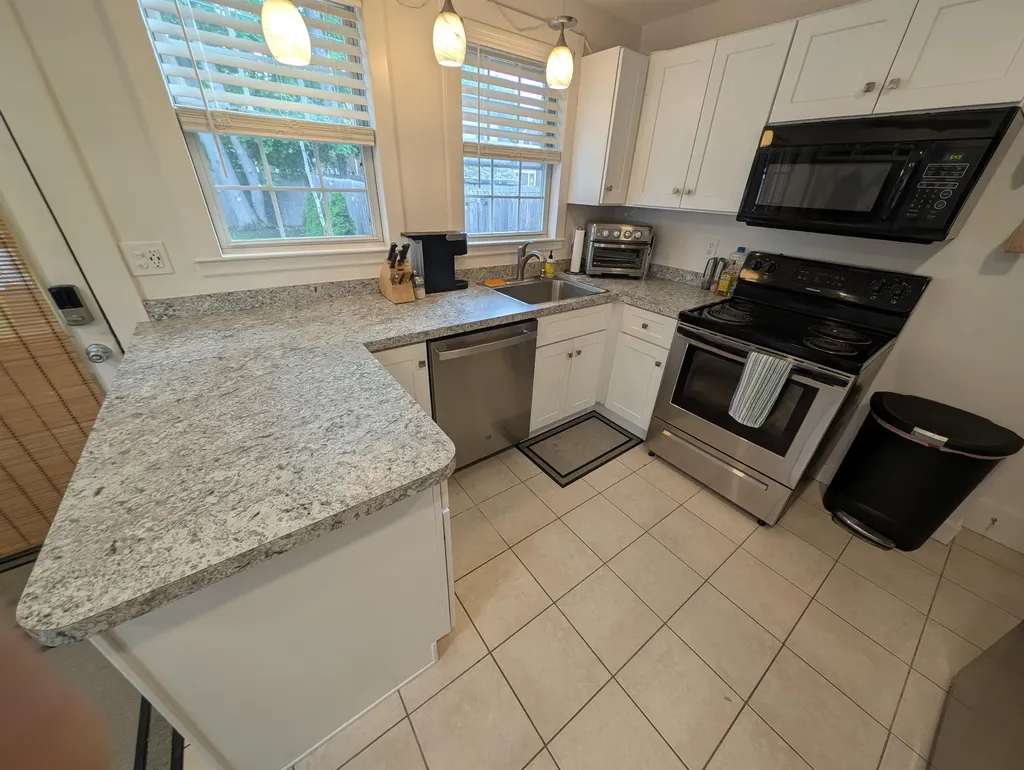 67 Porpoise Way Portsmouth NH 03801
