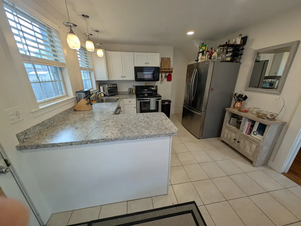 67 Porpoise Way Portsmouth NH 03801