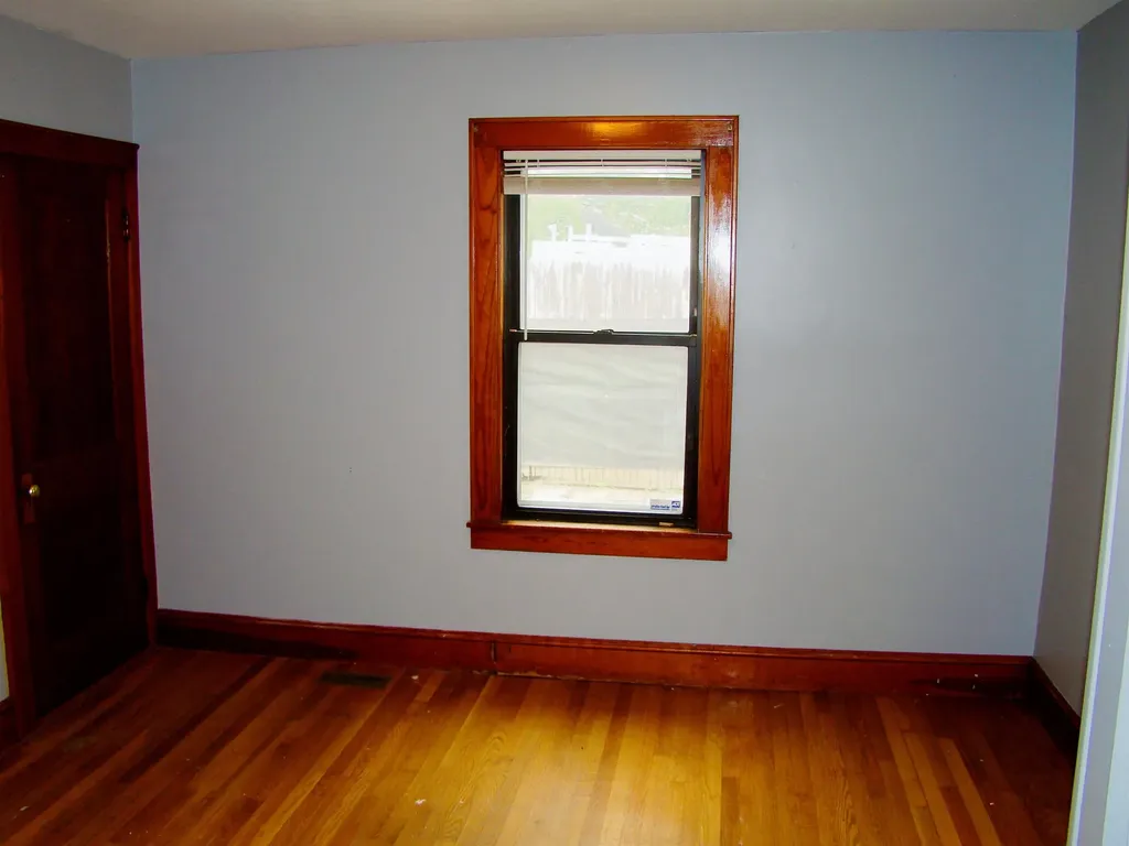 145 Mcquesten Street Manchester NH 03102