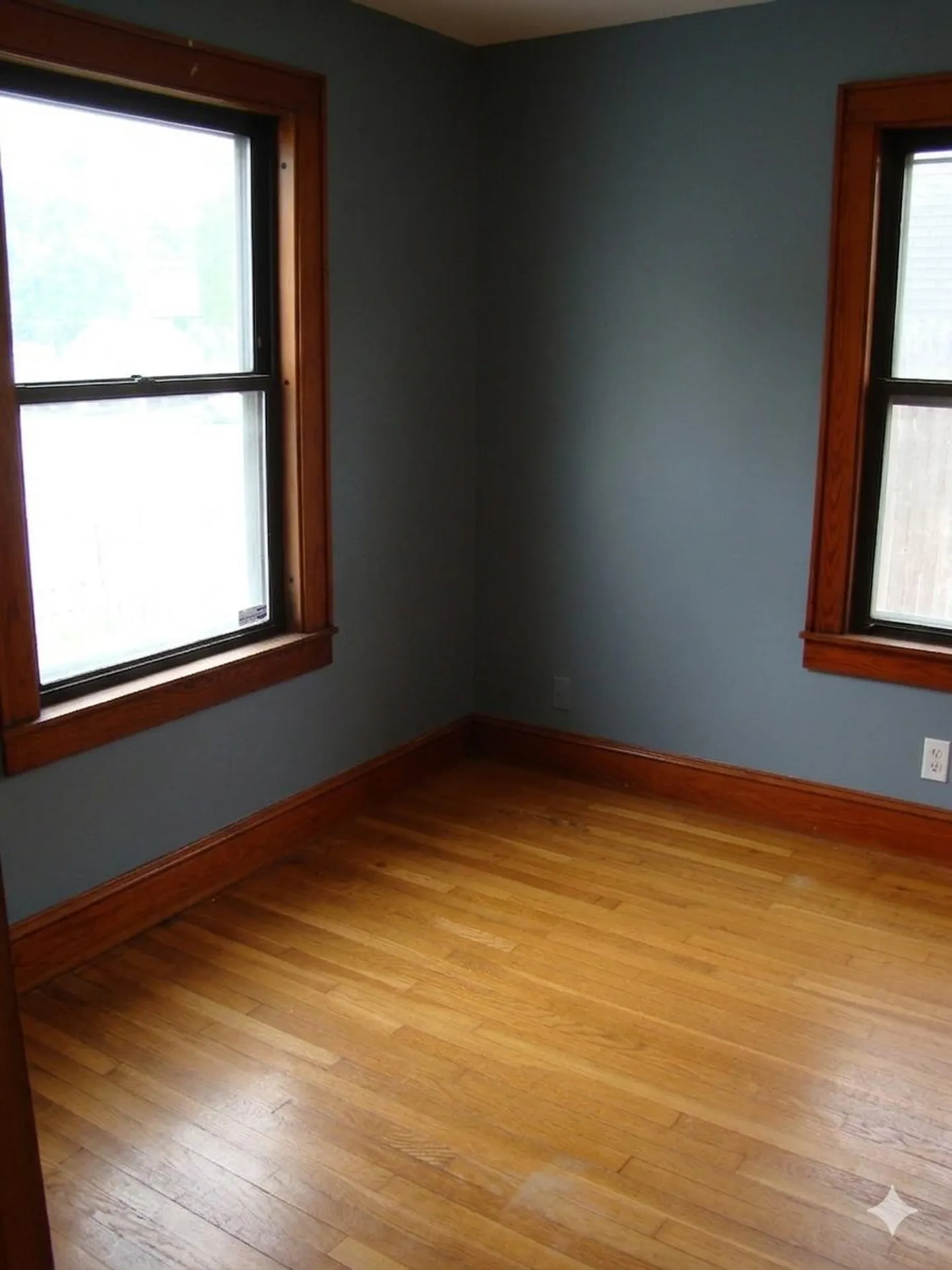 145 Mcquesten Street Manchester NH 03102